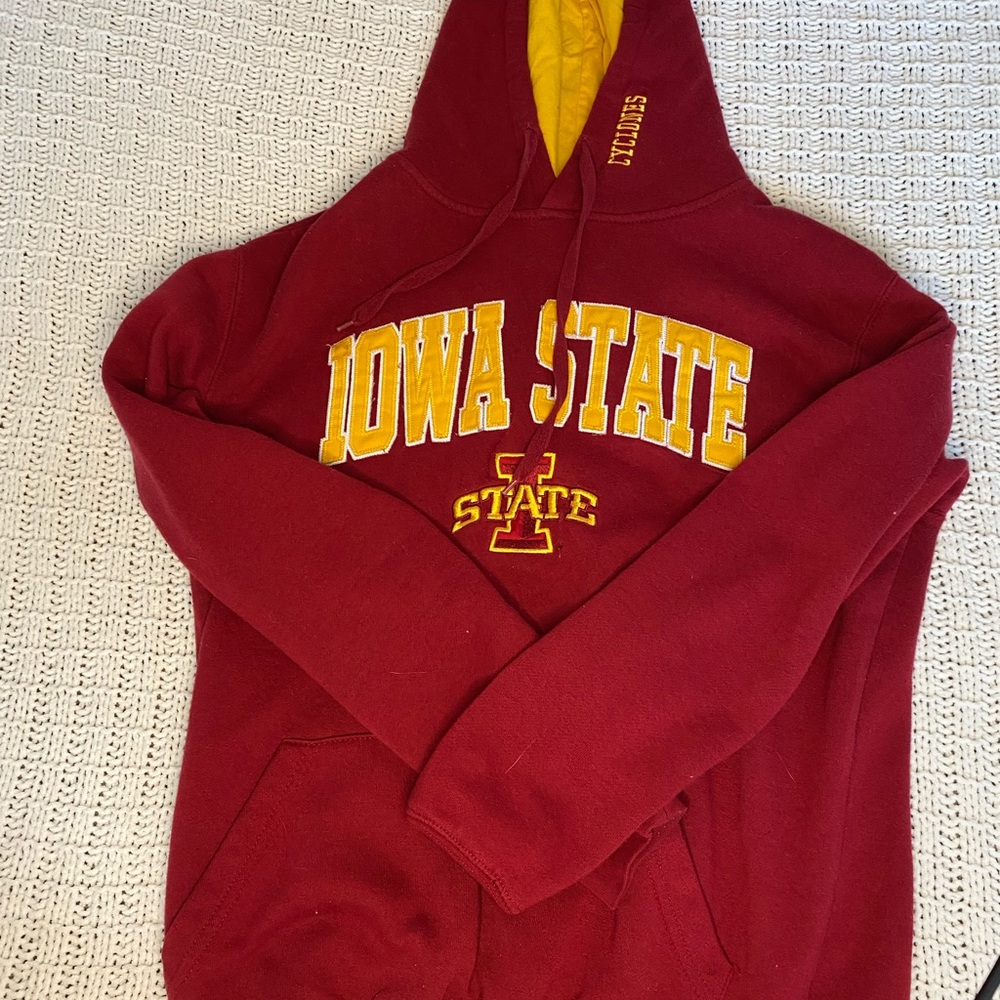 iowa state sweatshirt
